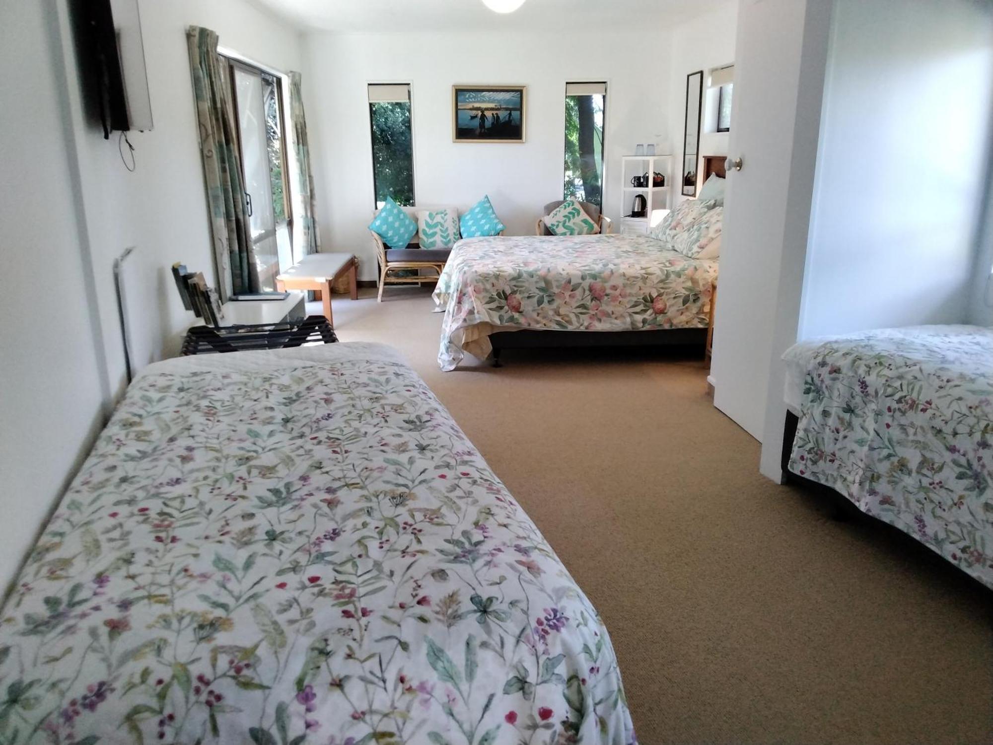 Ashcroft Gardens Bed & Breakfast เนเปียร์ ภายนอก รูปภาพ